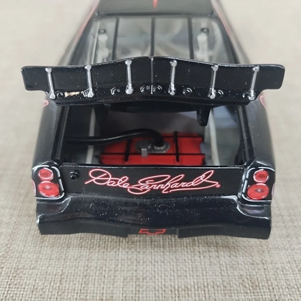 1:24 Action Diecast Dale Earnhardt Legacy Black Chevrolet Monte Carlo Limited Ed